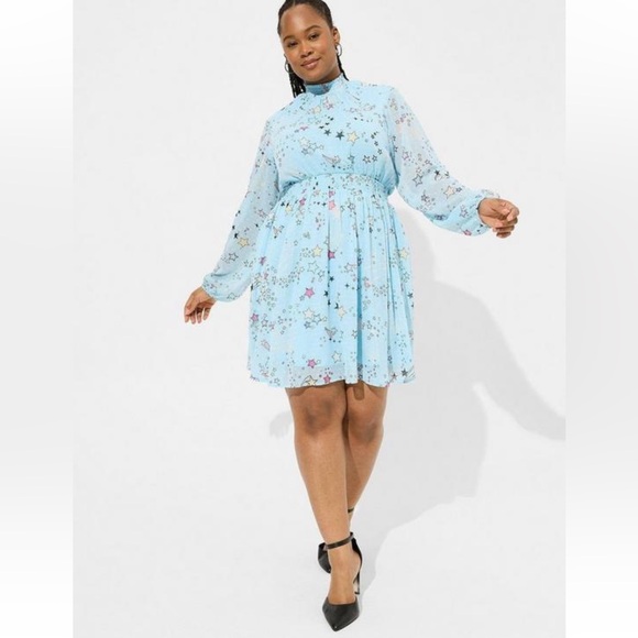 963. Large -TORRID Mini Clipdot Mock Neck Chiffon Skater Dress NEW $86 msrp - Picture 4 of 5